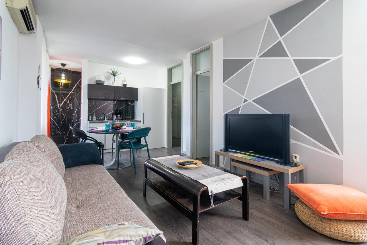 Skopje Eluxory Apartments Екстериор снимка