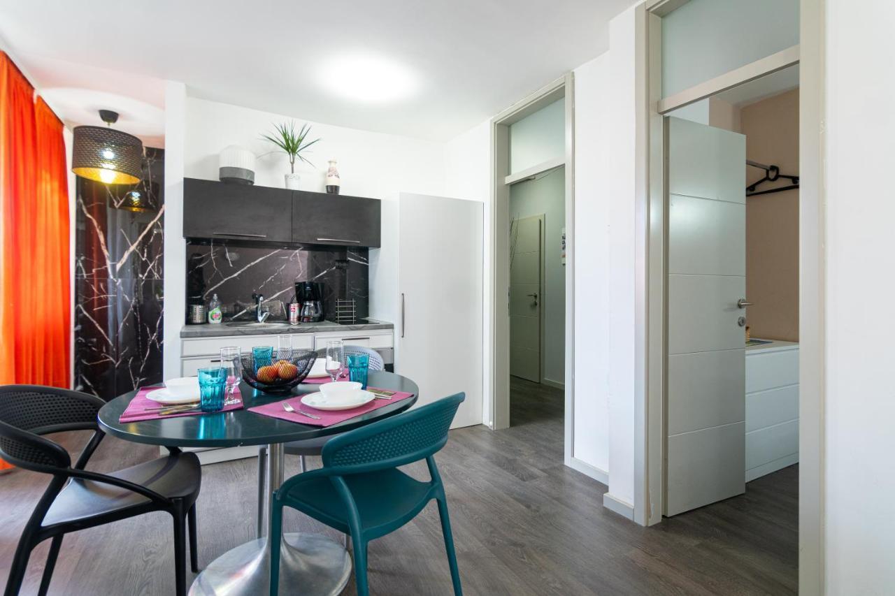 Skopje Eluxory Apartments Екстериор снимка