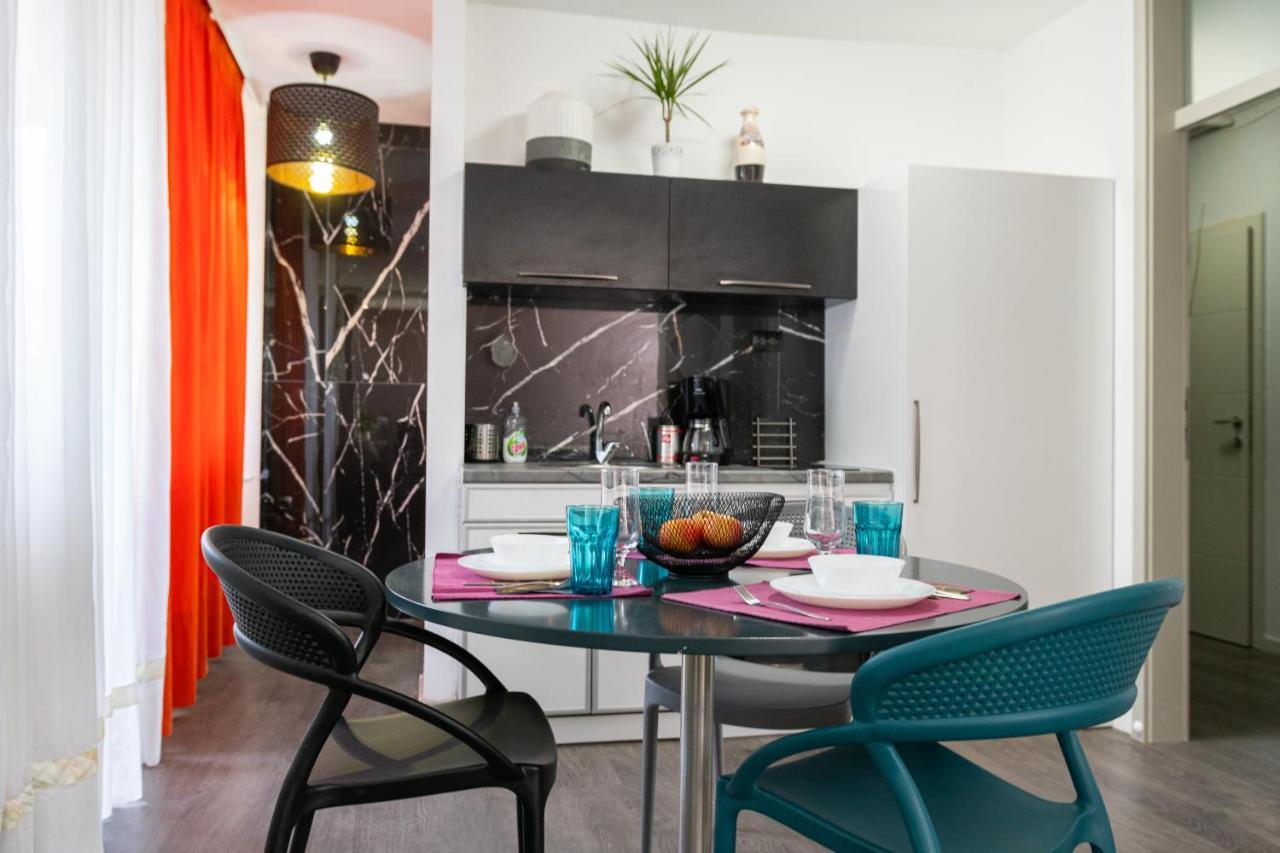 Skopje Eluxory Apartments Екстериор снимка